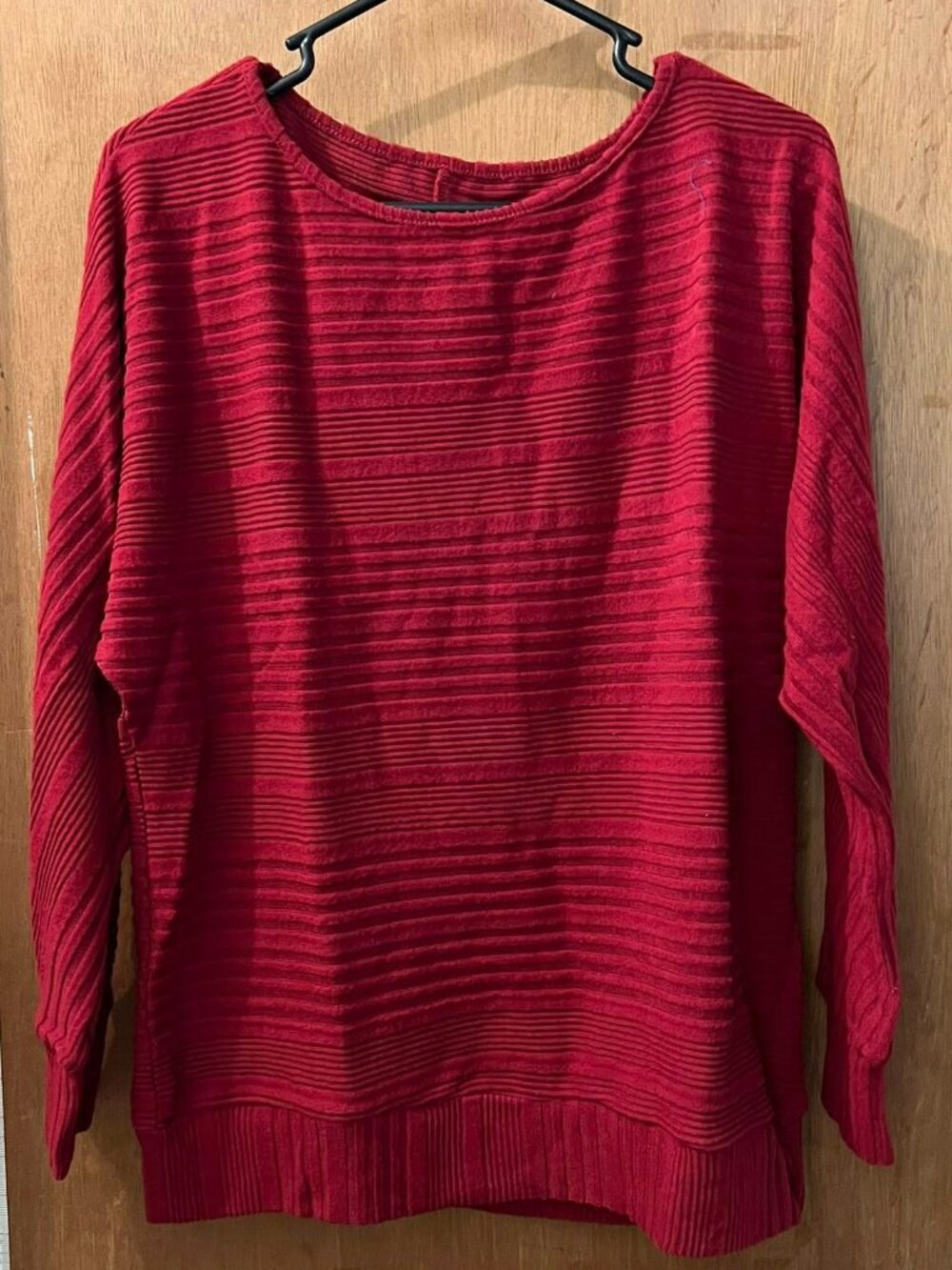 🐻Size M - NWOT - Long Sleeve Heavy Knit Maroon Pullover